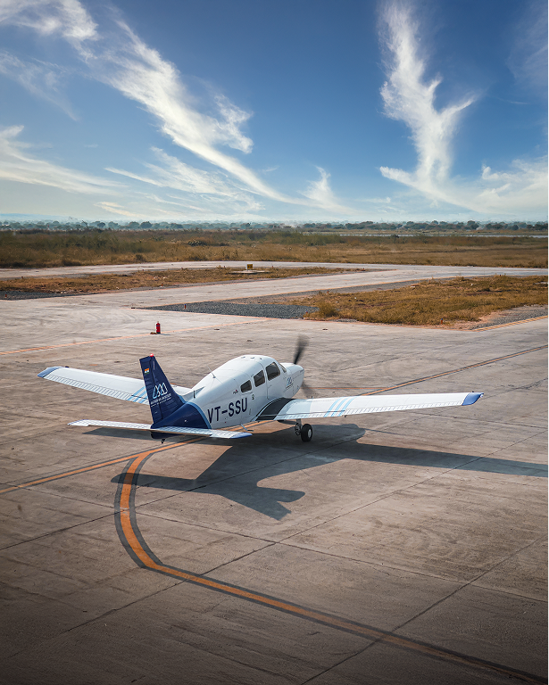 Piper Archer DX Landing View